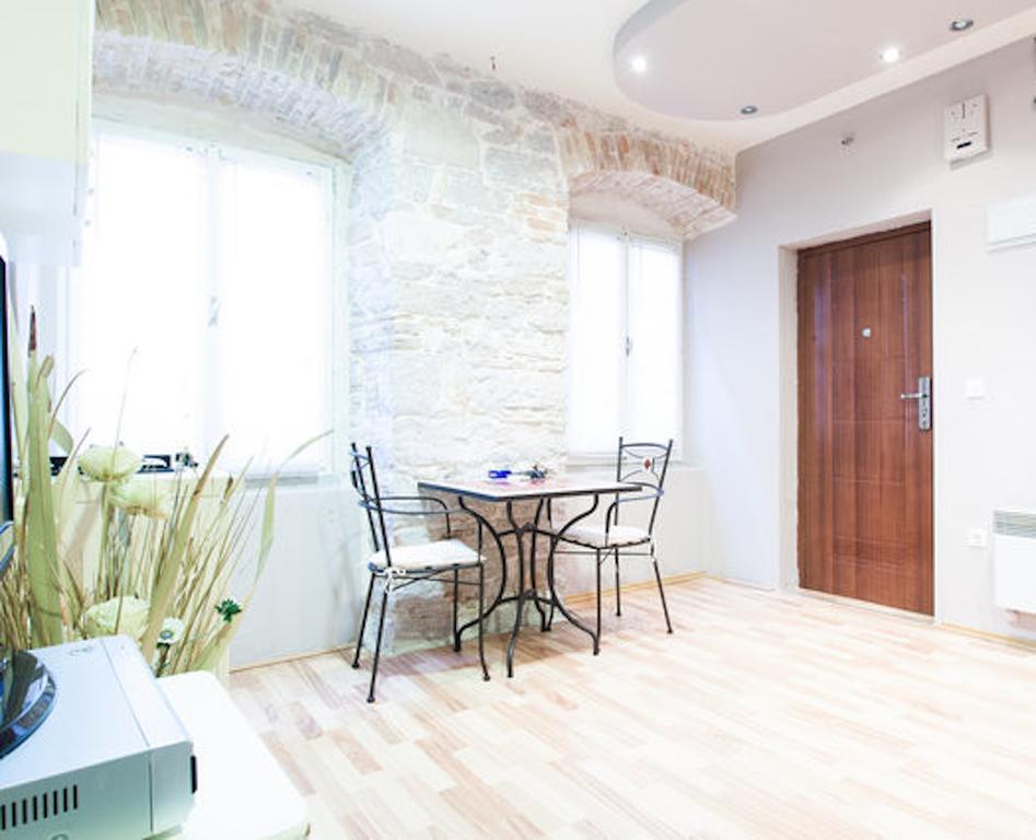Zara City Apartments Apartmán